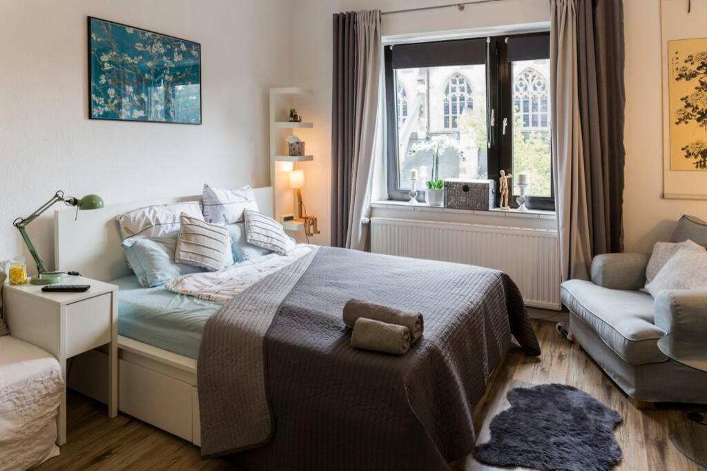Beautiful Cozy 1-Room Apartment, Near Rhine Dusseldorf Ngoại thất bức ảnh